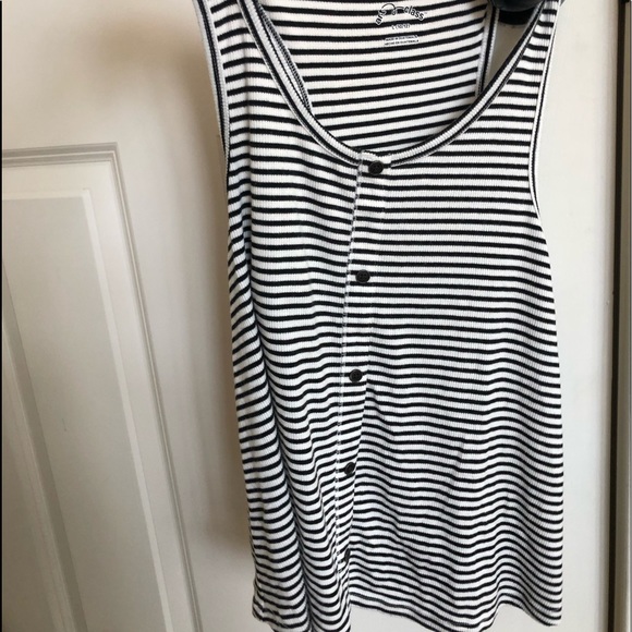 TRADED - Picture 2 of 3